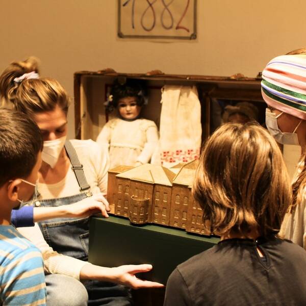 Ferien-Workshop: Wunderkisten – eine Reise in die Vergangenheit (5-10 Jahre)