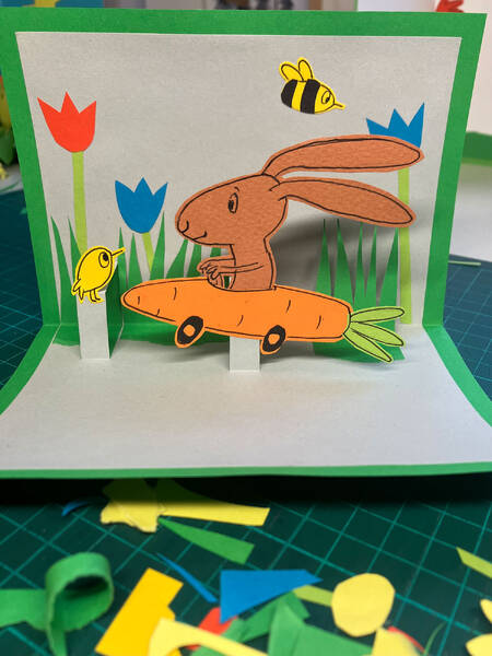 Pop-up-Karten Workshop mit Kirsten Höcker (ab 8 Jahren)