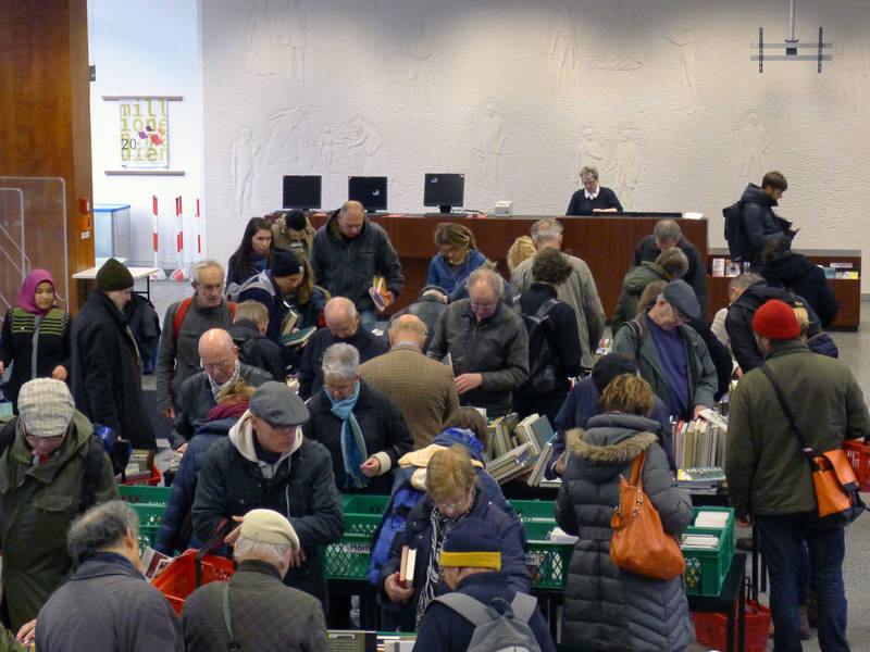 Highlight | Lesevergnügen für die kalte Jahreszeit - Großer Buchverkauf in der ZLB