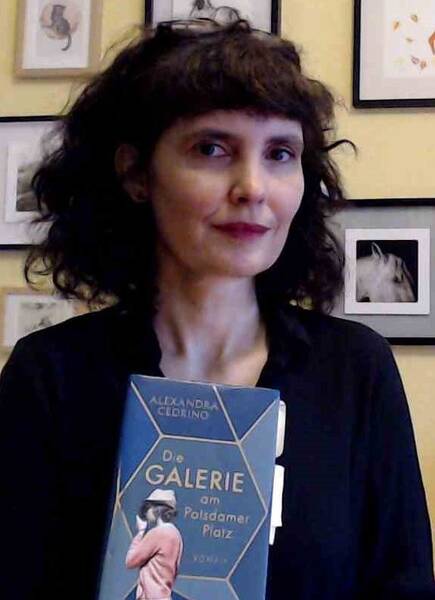 Alexandra Cedrino liest aus „Die Galeristinnen-Trilogie“