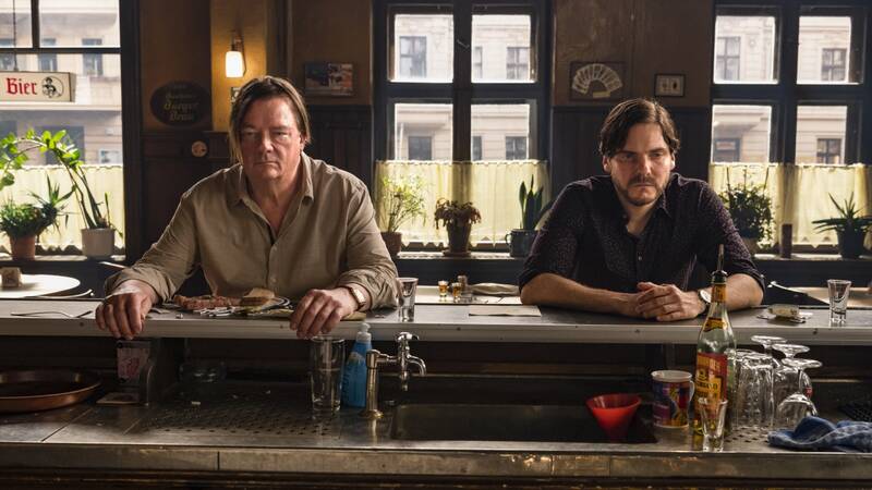 Nebenan (Spielfilm) Campus-Kino 2023