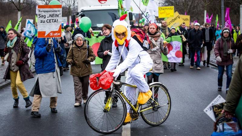 'Wir haben es satt!' Demo * Essen ist politisch.