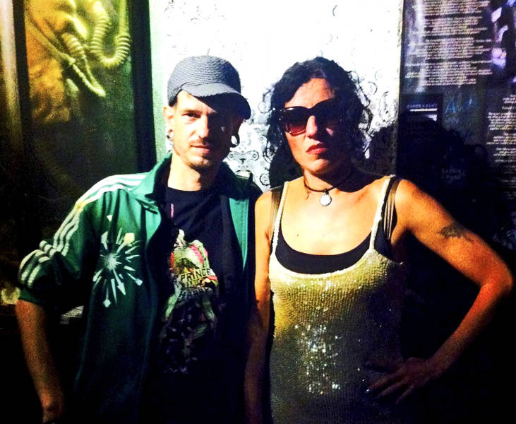 AMAZING TUNES FOR AUGUST – on the couch: David Flowerkraut & MissVergnügen