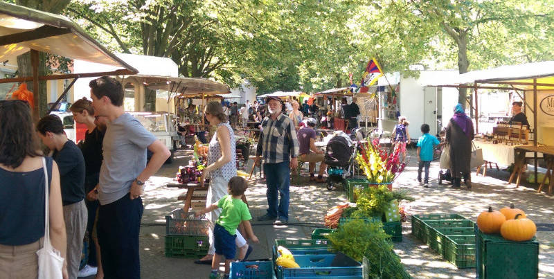 Regionalmarkt Die Dicke Linda auf dem Kranoldplatz in Neukölln
