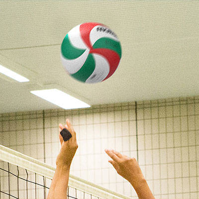 Volleyball-Spielen in Neukölln