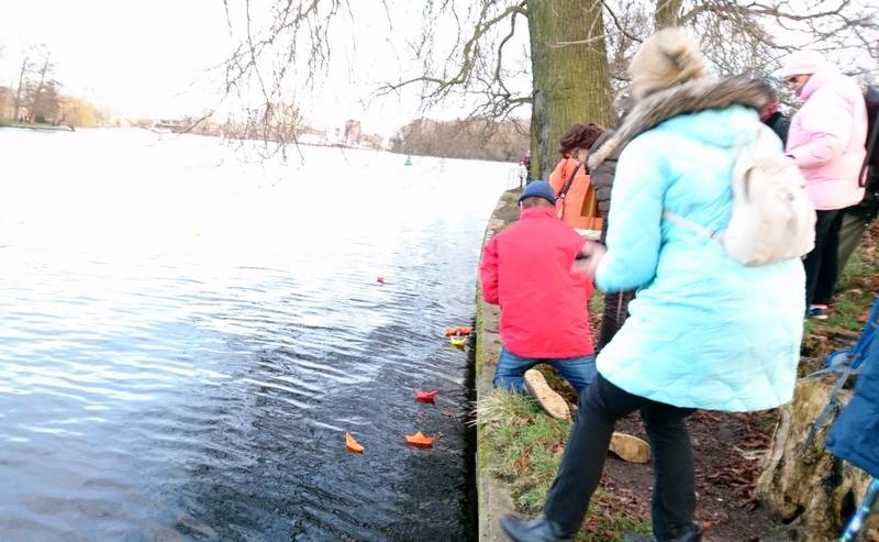 NeujahrsLachMeditationSpaziergang an der Spree