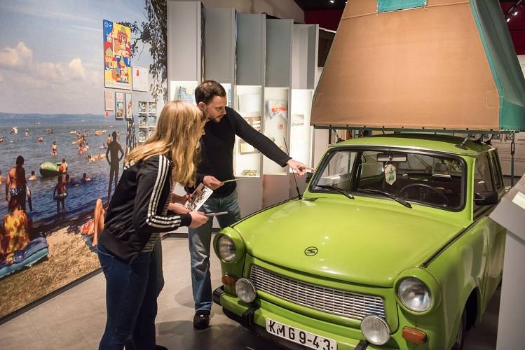 Öffentliche Begleitungen durch die Dauerausstellung „Alltag in der DDR“