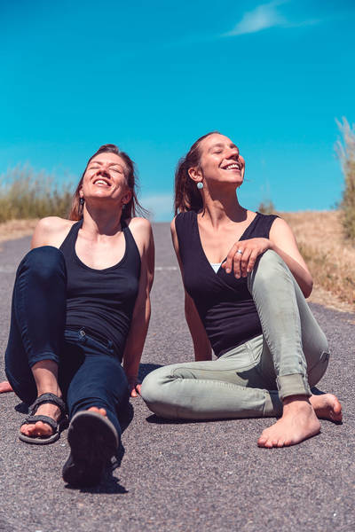 Duo Hand in Hand - Pop Chanson Jazz Funk NDW-Anklänge