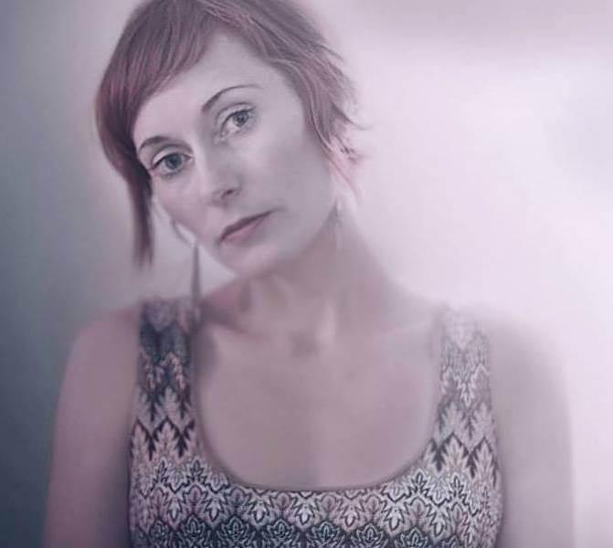 Emaline Delapaix Duo in der Blume