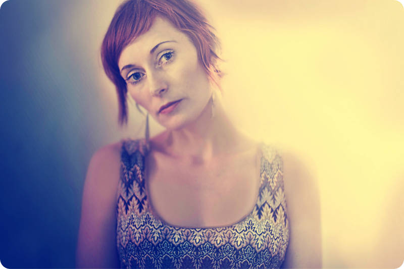 Australian Singer Songwriter Emaline Delapaix (infl: Tori Amos/Kate Bush/Damien Rice)