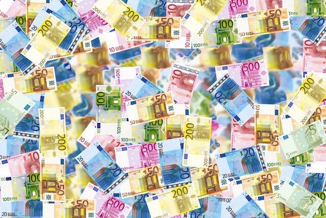 Alles dreht sich ums Geld. Alles?
