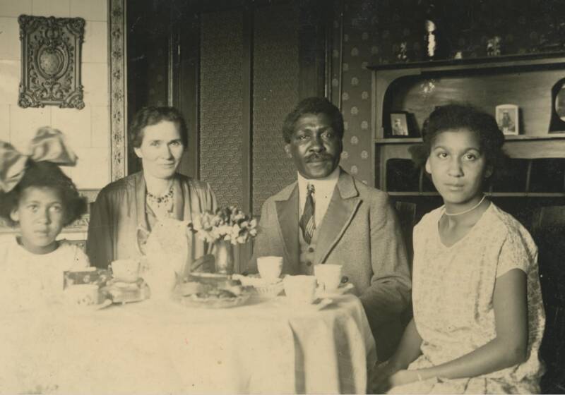 Ausstellungseröffnung im Schöneberg Museum: Auf den Spuren der Familie Diek