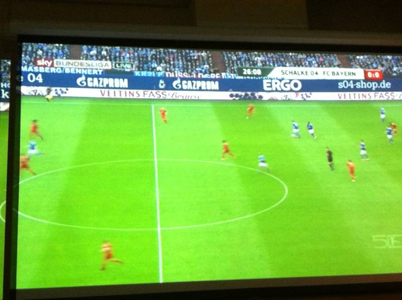 Fussball im Prachtsaal
