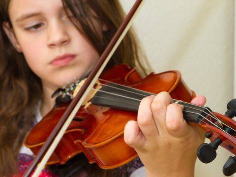 Gemeinsam durch die Jahreszeiten: Herbstkonzert mit Schülerinnen und Schülern der Hans-Werner-Henze-Musikschule