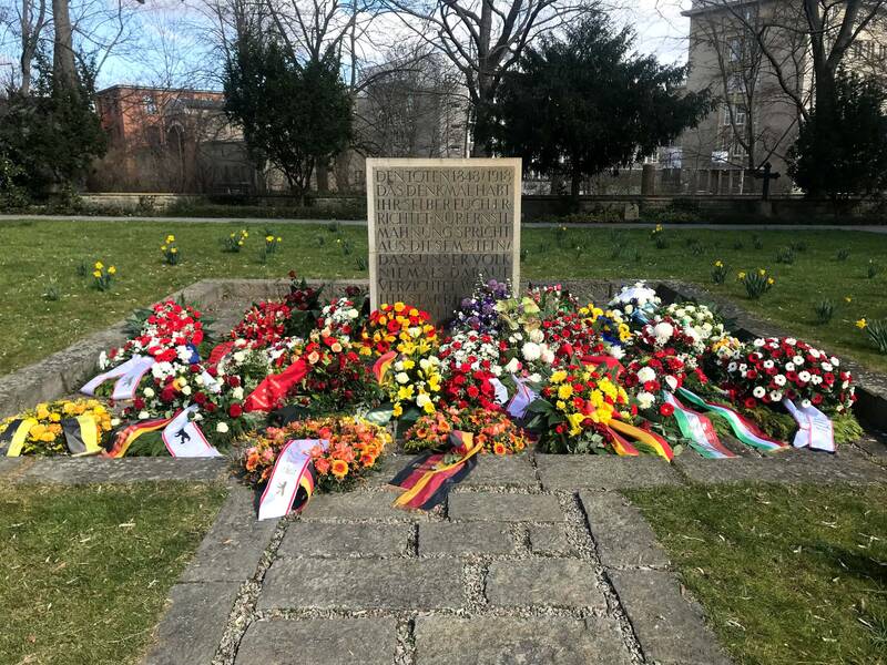 Stadtrundgang: Der Friedhof der Märzgefallenen als Vorschule der Revolution 1918