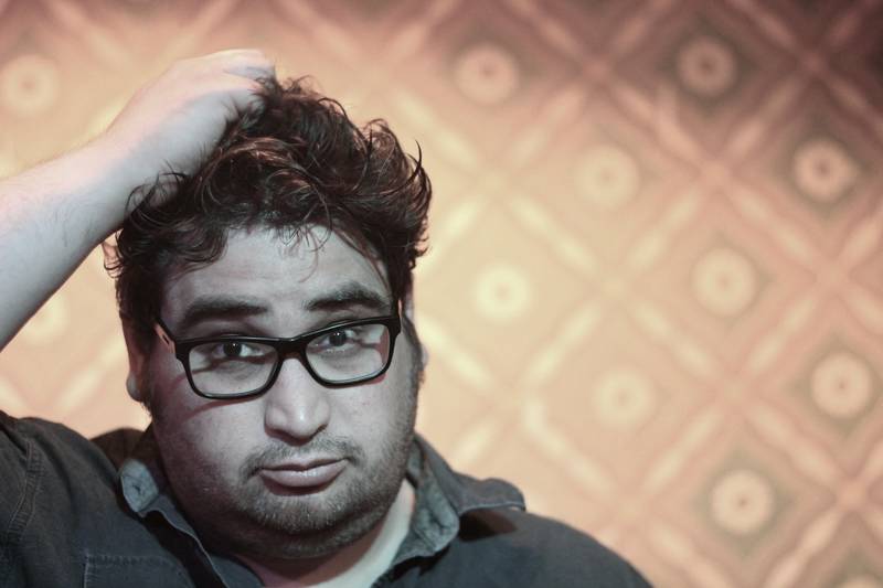 Kinan Al Stand Up Comedy "feiert 3 Jahre Stand Up"