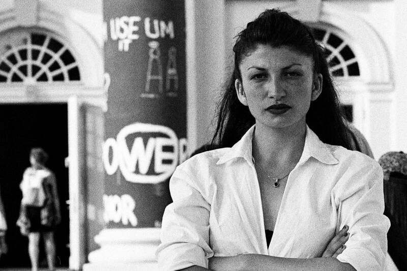 Letters to Omer: Selma Selman (lyrische Performance)