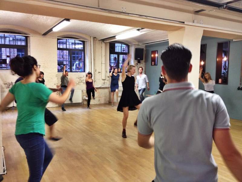 Free swing dance tasters