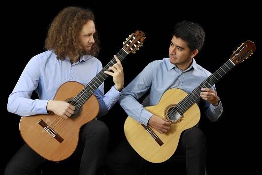 Gitarrenduo López – Woodcock: eine musikalische Reise durch Südamerika und Spanien