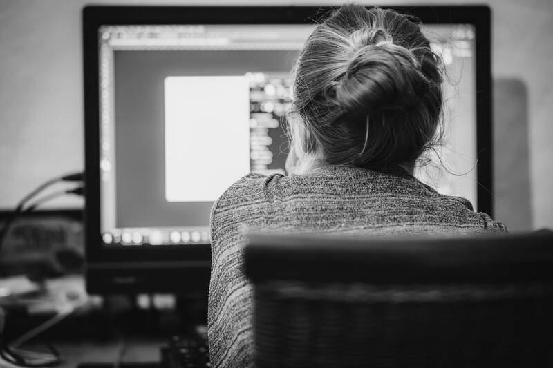 Online! Schöne neue Arbeitswelt – Wie organisiere ich mich zwischen Büro und Zuhause? 