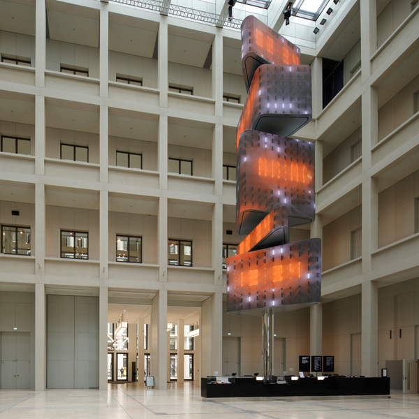 Späti: Digital Art, DJ & Drinks im Humboldt Forum