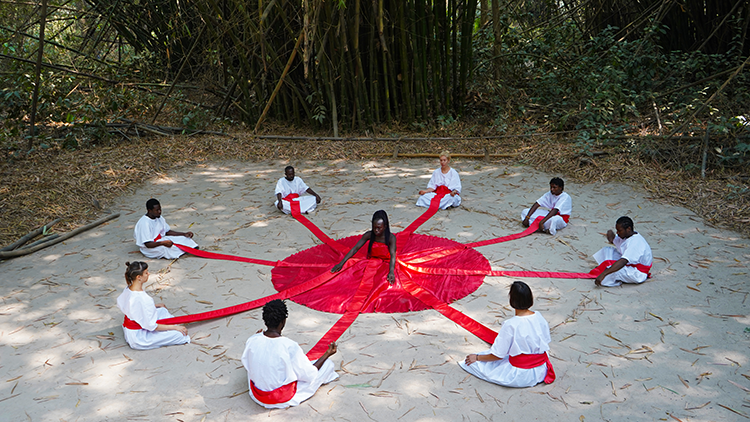 Eröffnung: Activist Choreographies of Care