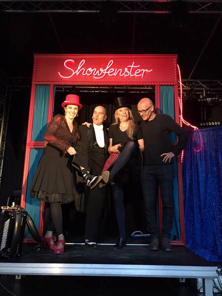 Showfenster (Mini-Revue-Varieté-Theater)