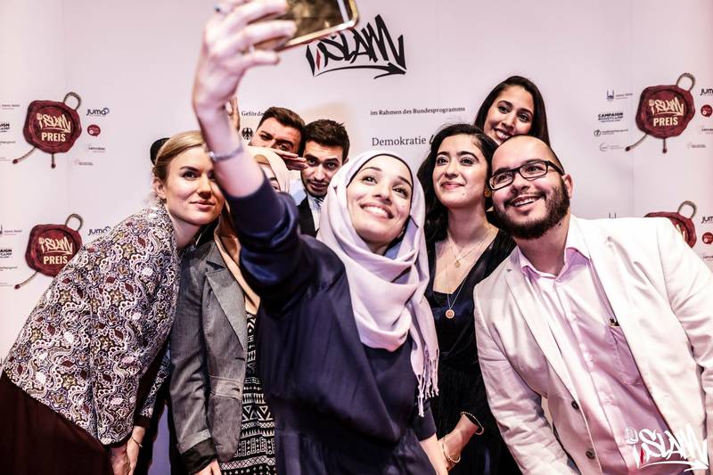 i,Slam: „Ich geh dann mal Geschenke kaufen. Deutsche Muslime und ihr Weihnachten.