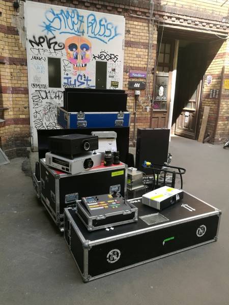 Flohmarkt bei Rebeam! - Beamer/ Heimkino-Projektoren ab 0 € von 13-22 Uhr