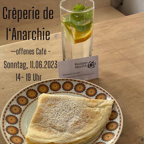 Crêpes, Waffeln, Café gegen Spende