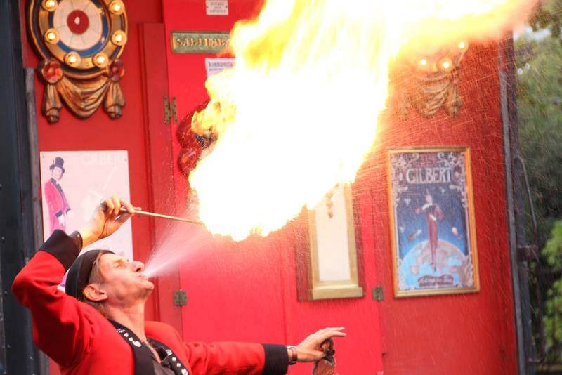 Herbst in Westend: Stadtteilfest und Kunsthandwerkermarkt in Charlottenburg
