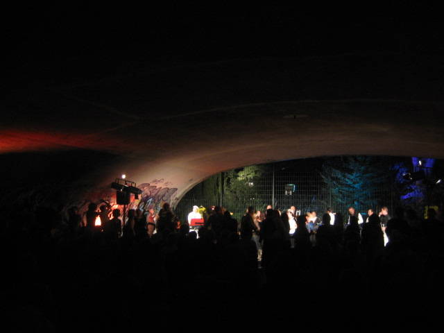 Kleine Nachtmusik und Open Air Tanzen am Plantscher: Salsa Azul