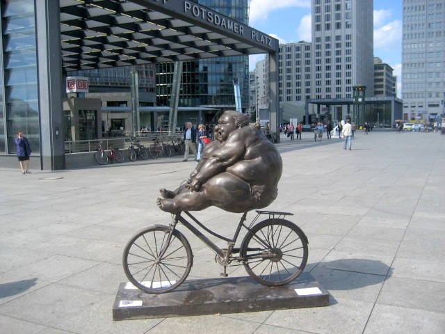 Fat Ladies am Lustgarten und Potsdamer Platz