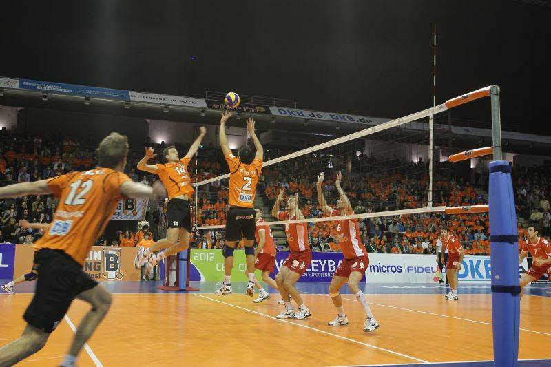 Gratis-Tickets für Volleyball: DVV-Pokal Berlin Recyclings vs. VSG Coburg/Grub 