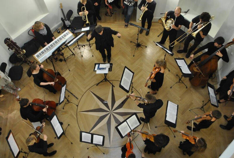 pyramidale#20 I Transition: Change I - Solo & Orchester