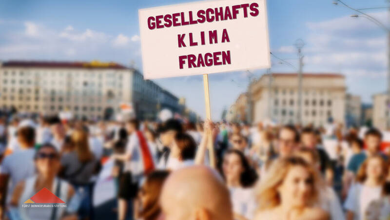 Online-Diskussion: Gesellschaftsklimafragen