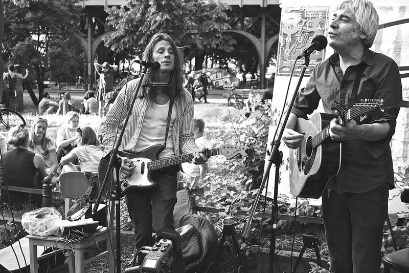 Folk, Blues, Rock`n`Roll mit Joe Armstrong & Sam Dale in der Kastanie