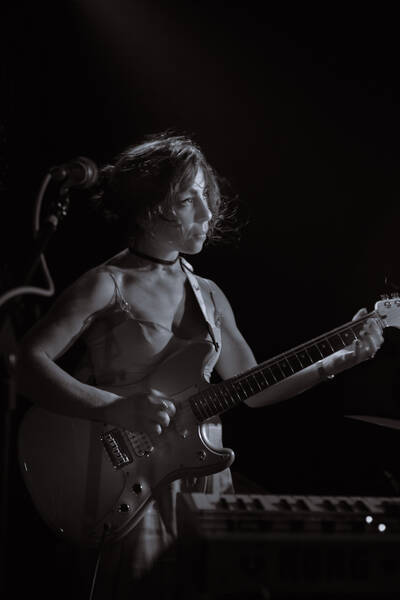 Juliette Wallace – Live!