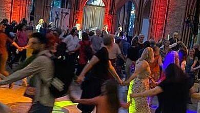 Tants in Gartn Eydn: Konzert im Karneval der Kulturen-Programm in der Heilig-Kreuz-Kirche