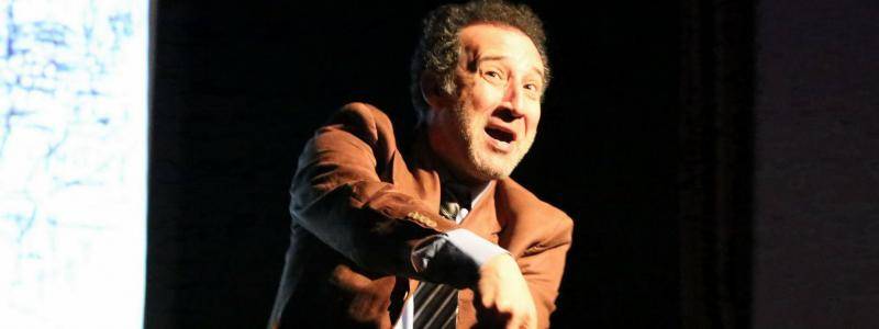 Ben Orhan Veli/Ich, Orhan Veli – Tiyatro Kumpanyası – Theater