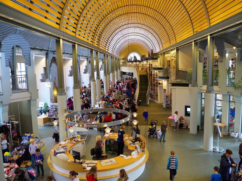 Kindertrödel in der Humboldt-Bibliothek