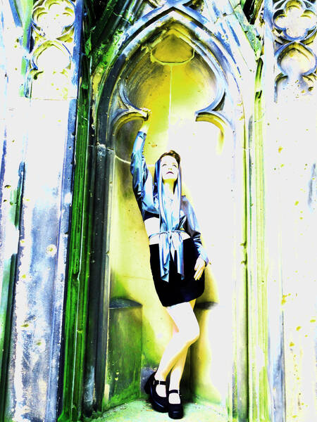 Iris Lorenz Berlin, Gothic, Glitter and Eternity Vernissage