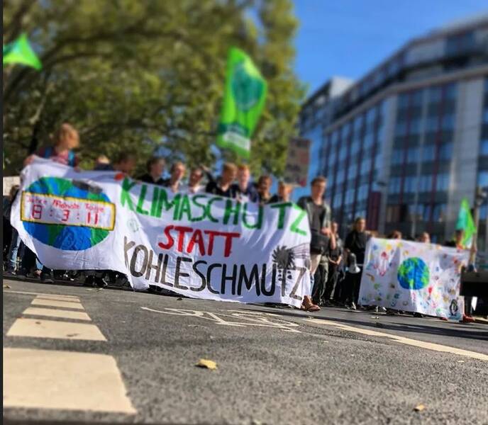 Schilder, Plakate und Kostüme für den Klimastreik selber machen 