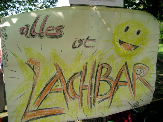 Lachen im Park - Wellness mit Lachyoga