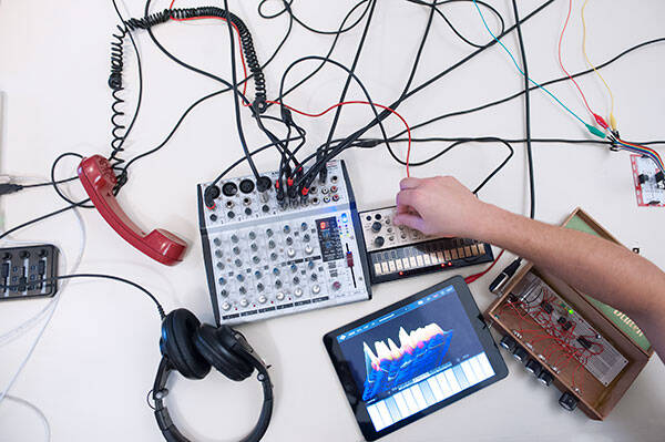 Workshop Elektronische Musik für Jugendliche ab 13 Jahre