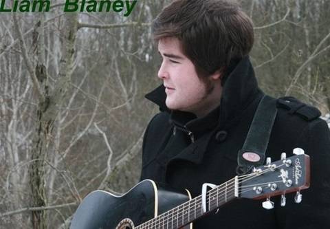 Gratis Zusatz Konzert von Liam Blaney