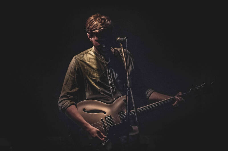 Singer-Songwriter Konzert in F-Hain