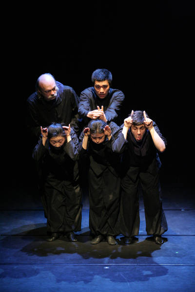 Zweite chinesische Theaterwoche - Shanghai 3*3 Junge Theaterkunst aus China. Eröffnungsfeier und Stück 'Geschichten von Lu Xun'