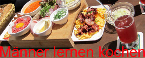 Männer lernen kochen