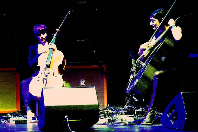 Jochen Arbeit pres.: Soundscapes Vol.6, Live mit Martina Bertoni (Cello) | Munsha (Cello) | Hopek Quirin (Bass FX) | Jochen Arbeit (Guitar)